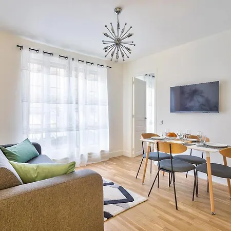 New Paradis - 2bdrs Flat In The Heart Of *