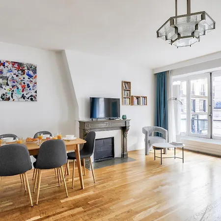 Апартаменты New Paradis - 2bdrs Flat In The Heart Of