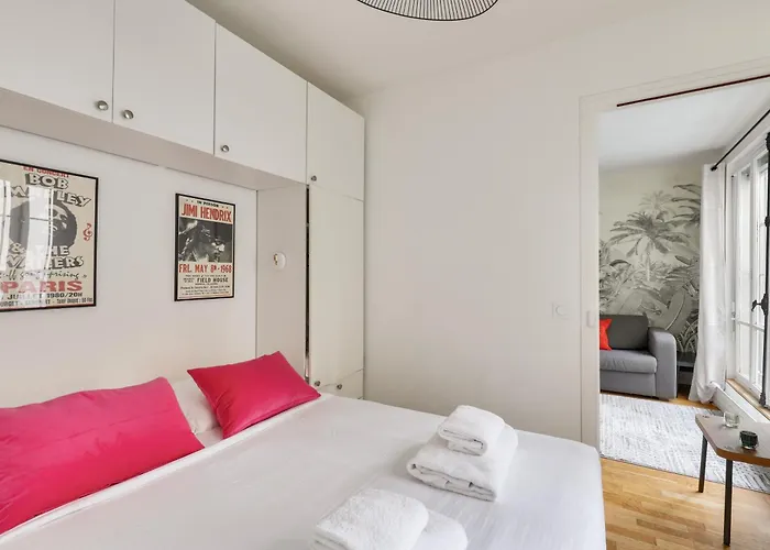 New Paradis - 2bdrs Flat In The Heart Of