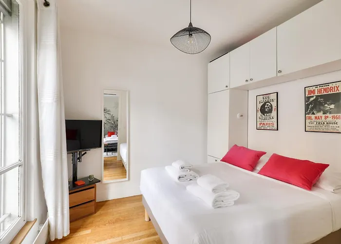 New Paradis - 2bdrs Flat In The Heart Of *